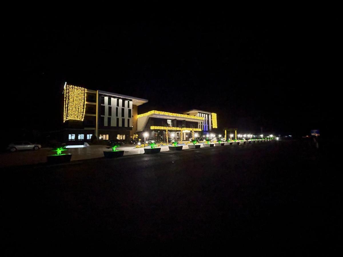 Deluxe Resort&SPA Koplik Extérieur photo